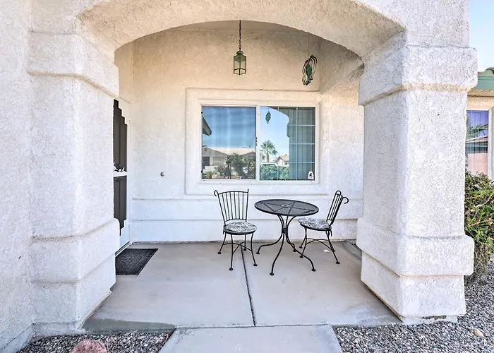 Charming Havasu 2 Mi To Body Beach! Holiday home *