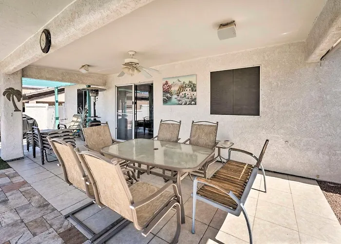 Holiday home Charming Havasu 2 Mi To Body Beach! *